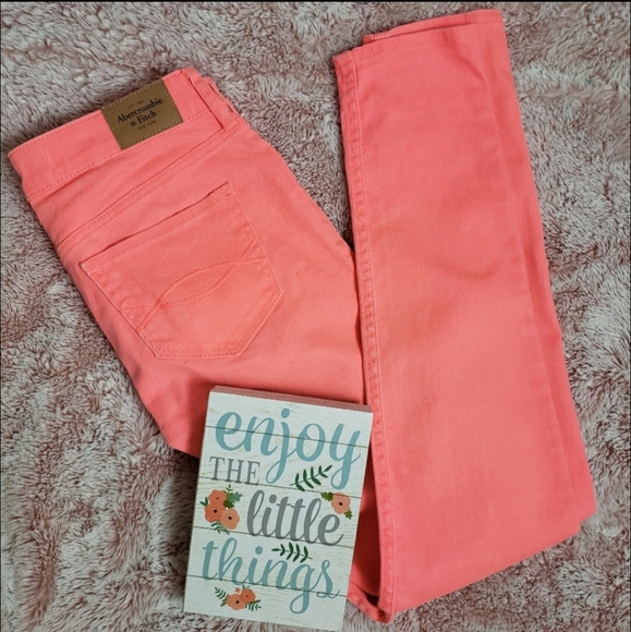 Abercrombie & Fitch Denim - Abercrombie & Fitch bright jeans